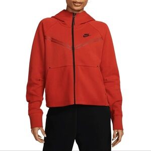 Nike Essential Tech Fleece Full-zip Hoodie Womens